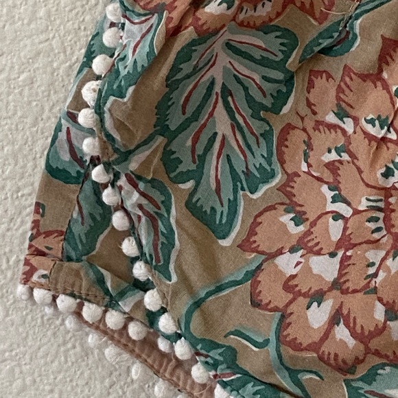 Louise Misha sz 4 shorts EUC - Picture 2 of 8